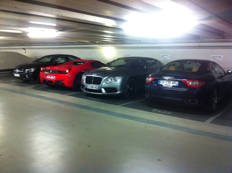 Illustration for article titled The Fantastic Cars of Parking Étoile Foch